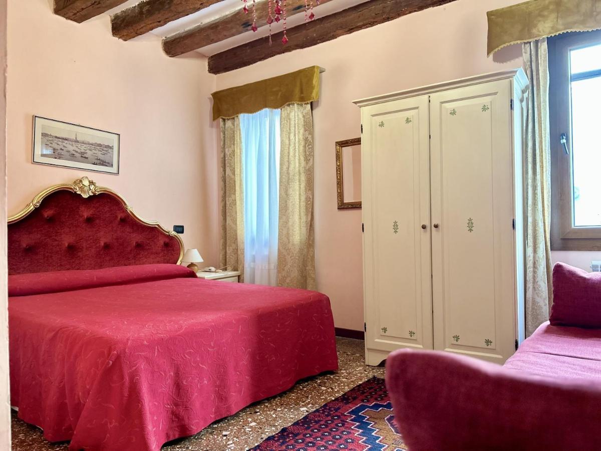 อัลลอจจิ เซเรนา Bed & Breakfast เวนิส ภายนอก รูปภาพ