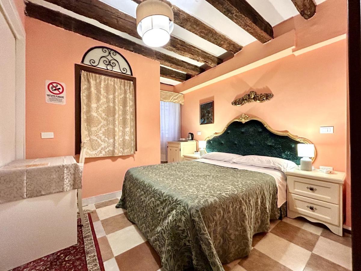 อัลลอจจิ เซเรนา Bed & Breakfast เวนิส ภายนอก รูปภาพ