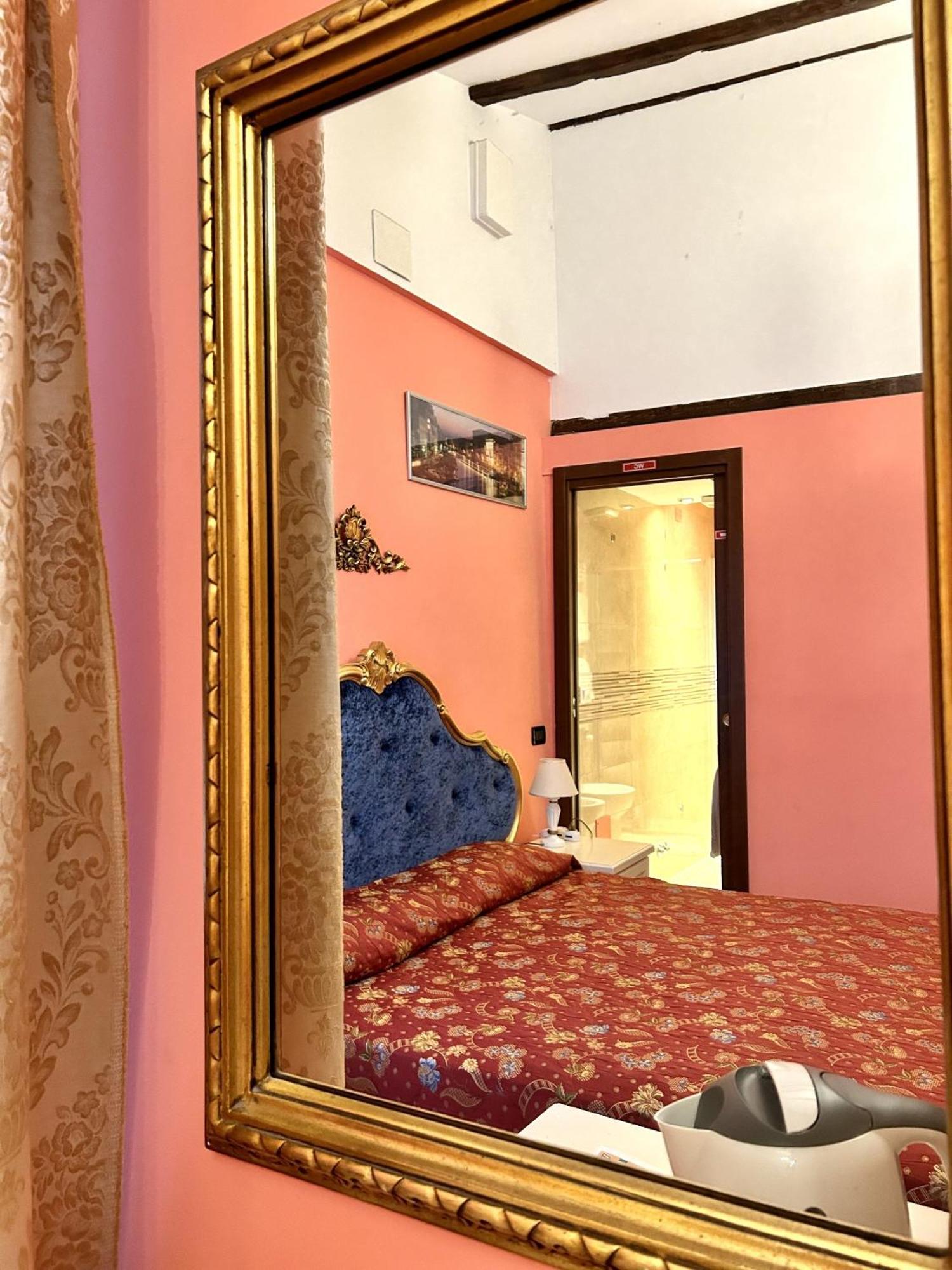 อัลลอจจิ เซเรนา Bed & Breakfast เวนิส ภายนอก รูปภาพ