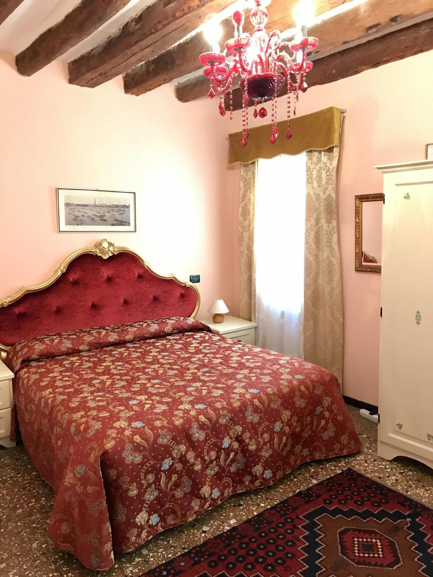 อัลลอจจิ เซเรนา Bed & Breakfast เวนิส ภายนอก รูปภาพ